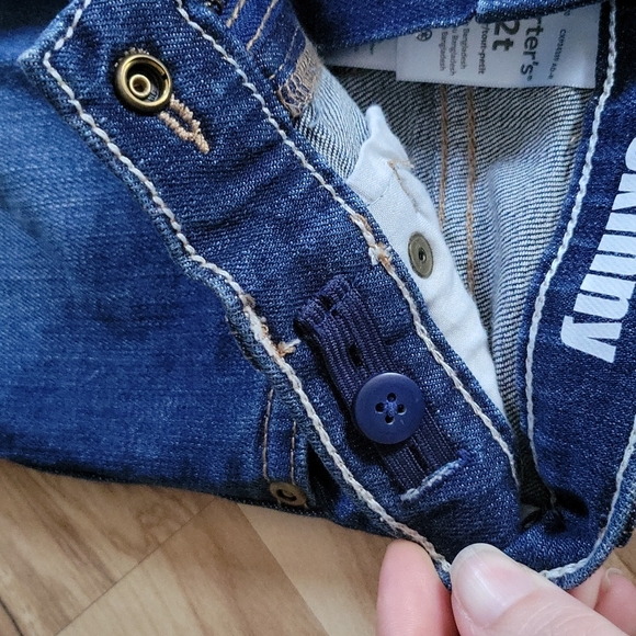 Carter's 2T skinny jeans - Picture 4 of 4